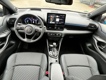 Car image 11