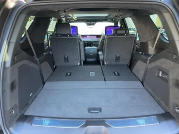 Car image 29