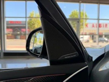 Car image 48