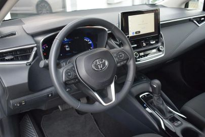 Car image 15