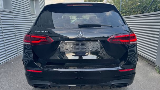 Mercedes-Benz B 250 e AMG Line 160 kW image number 7