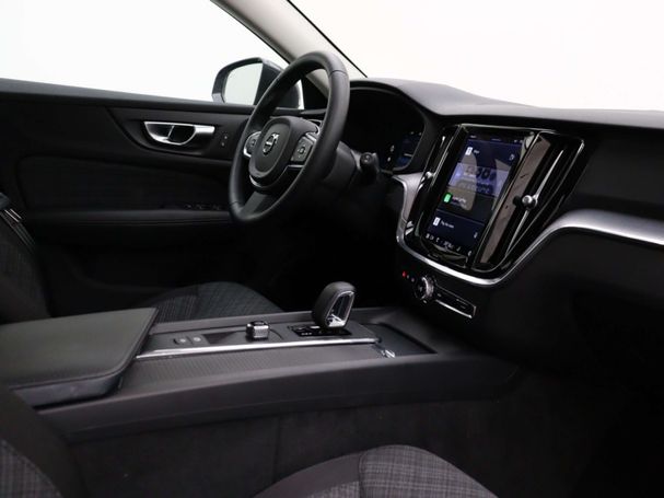 Volvo V60 B3 Essential 120 kW image number 36