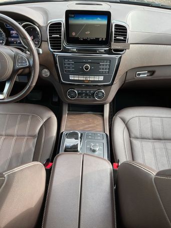 Mercedes-Benz GLS 350 d 4Matic 190 kW image number 9