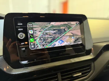 Car image 22