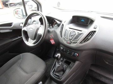 Car image 9