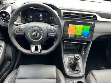 Car image 12