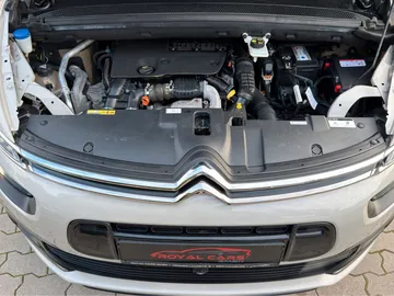 Car image 36