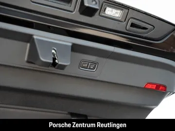Car image 36