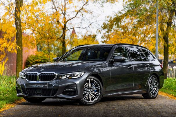 BMW 330i Touring 190 kW image number 1