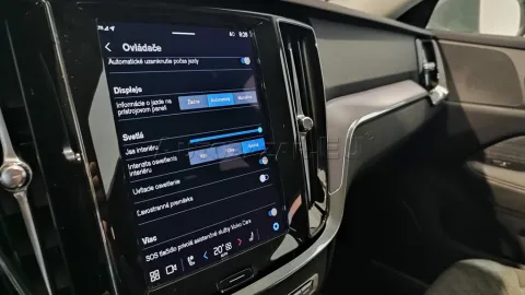 Car image 32