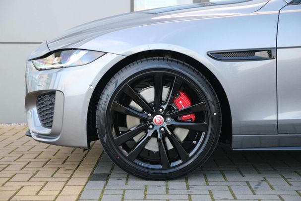 Jaguar XE P250 185 kW image number 13