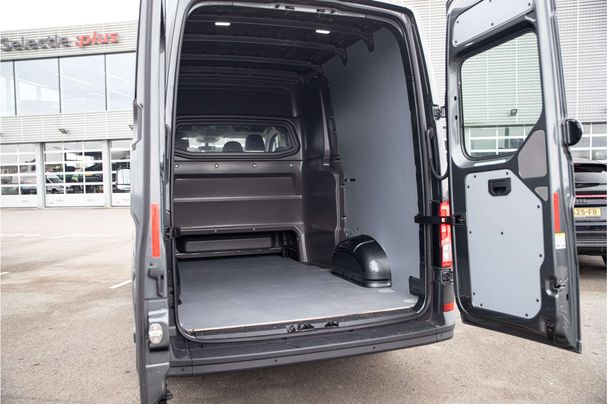 Volkswagen Crafter 130 kW image number 18