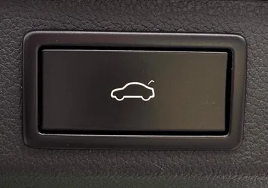 Car image 36