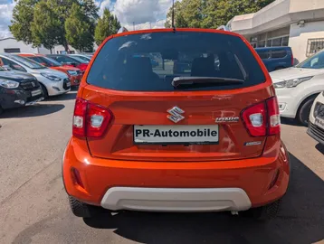 Car image 5