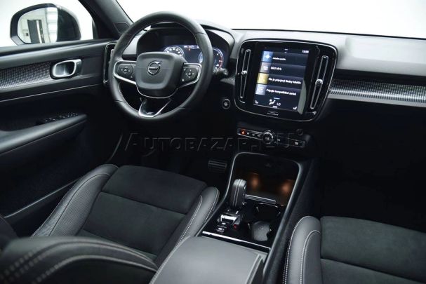 Volvo XC40 D3 AWD 110 kW image number 28