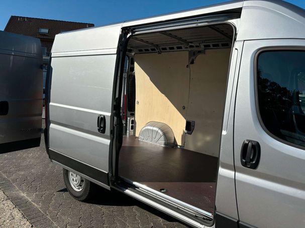 Opel Movano Cargo L2H2 121 kW image number 9