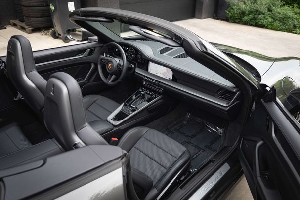 Porsche 992 Turbo S Cabrio PDK 331 kW image number 29