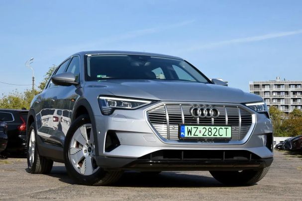 Audi e-tron 50 quattro 230 kW image number 4