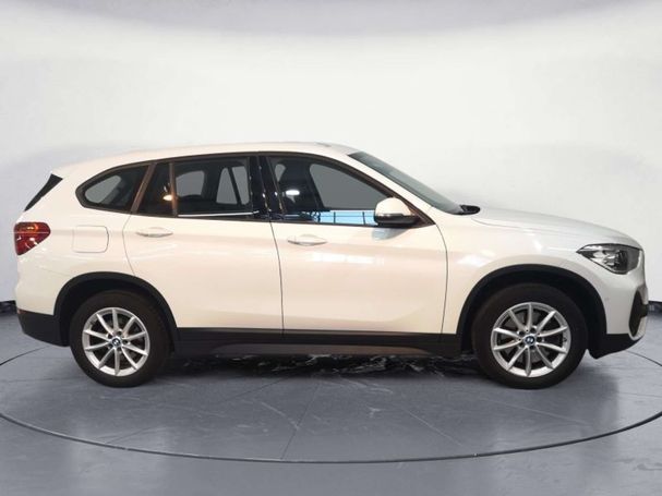 BMW X1 sDrive20d Advantage 140 kW image number 6