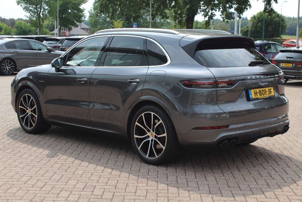 Porsche Cayenne E-Hybrid 340 kW image number 3