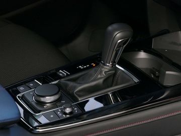 Car image 32