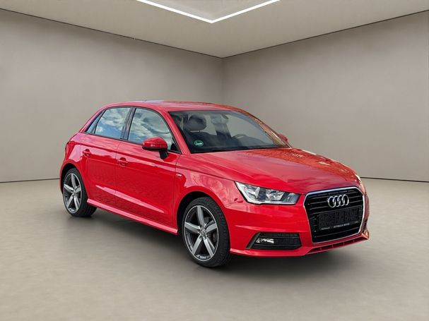 Audi A1 1.0 TFSI S-line Sportback 70 kW image number 2