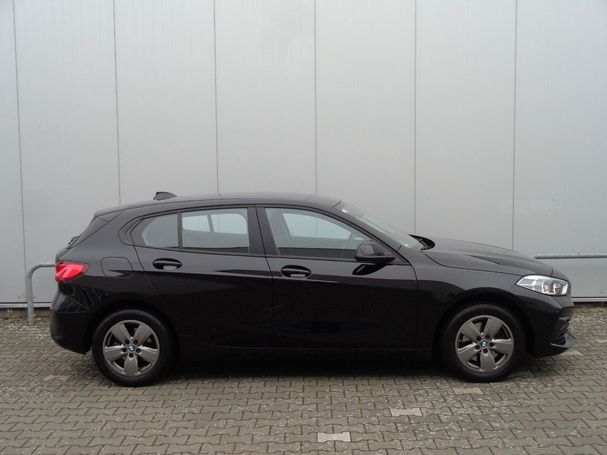 BMW 118i Advantage 100 kW image number 3