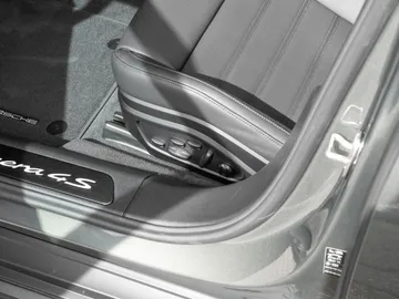 Car image 38