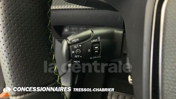 Peugeot 2008 e 50 kWh 100 kW image number 24