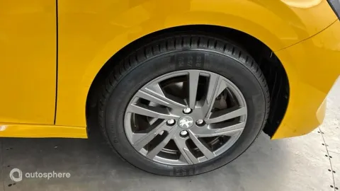 Car image 20