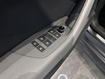 Car image 47
