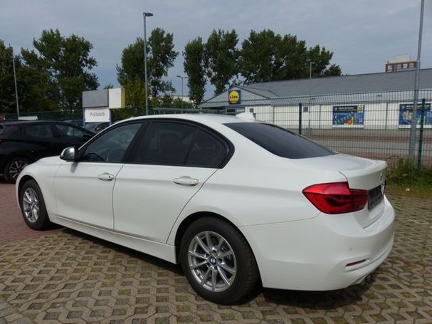 BMW 320i 135 kW image number 8