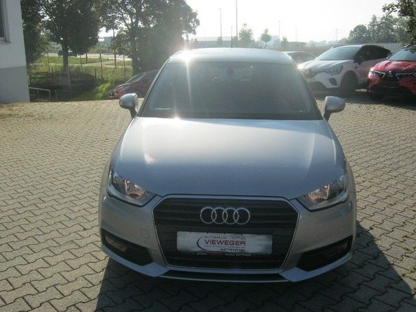 Audi A1 1.0 TFSI Sportback 70 kW image number 3