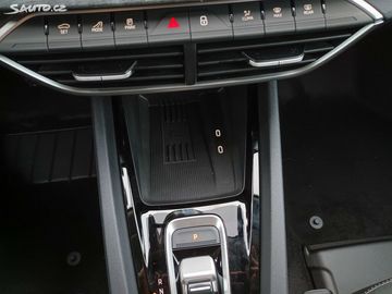 Car image 28