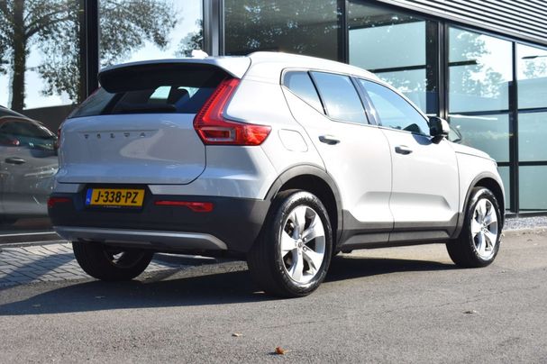 Volvo XC40 T2 95 kW image number 31