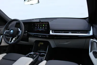 Car image 33