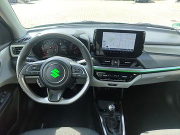 Car image 12