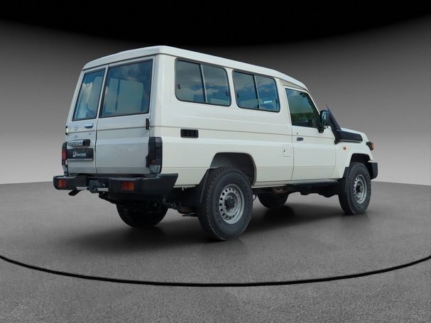 Toyota Land Cruiser 170 kW image number 1