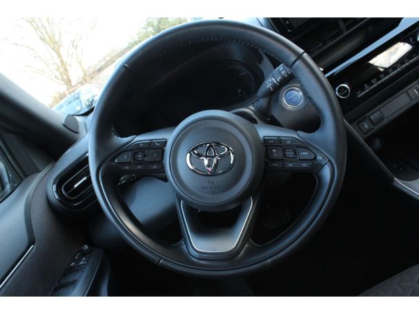 Toyota Yaris Cross 1.5 Team 85 kW image number 11