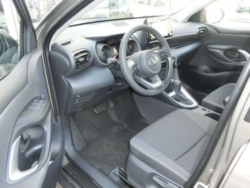 Car image 12