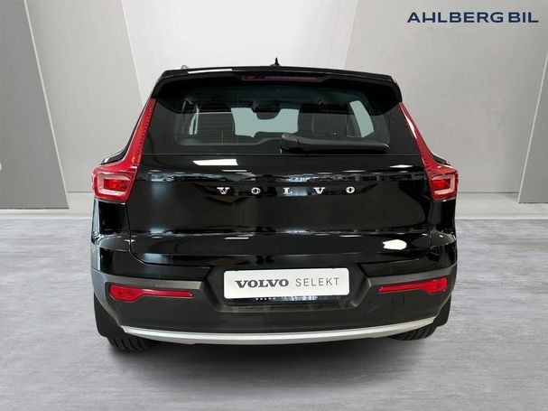 Volvo XC40 Recharge T4 157 kW image number 3