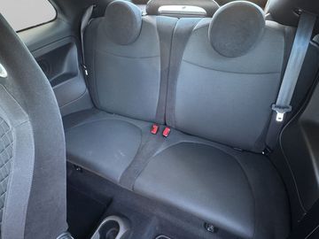 Car image 29