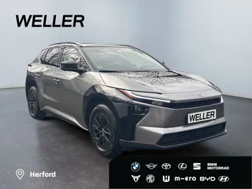 Car image 3
