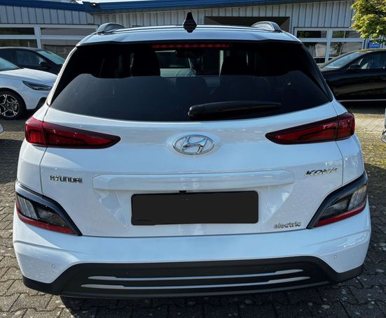 Hyundai Kona EV 150 kW image number 5