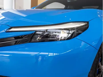 Car image 25