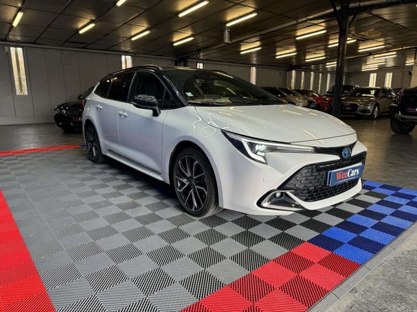 Toyota Corolla 2.0 Hybrid Touring Sports 132 kW image number 2