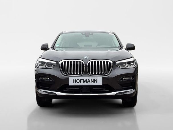 BMW X4 xDrive30d xLine 210 kW image number 2