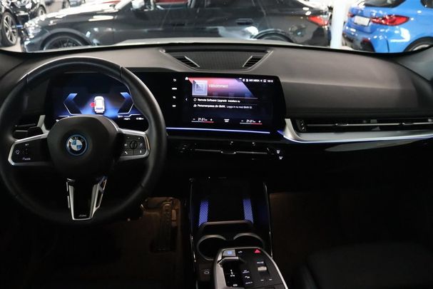 BMW iX1 xDrive30 M Sport 200 kW image number 11