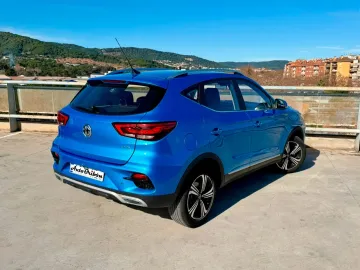 Car image 39