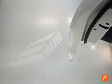 Car image 35